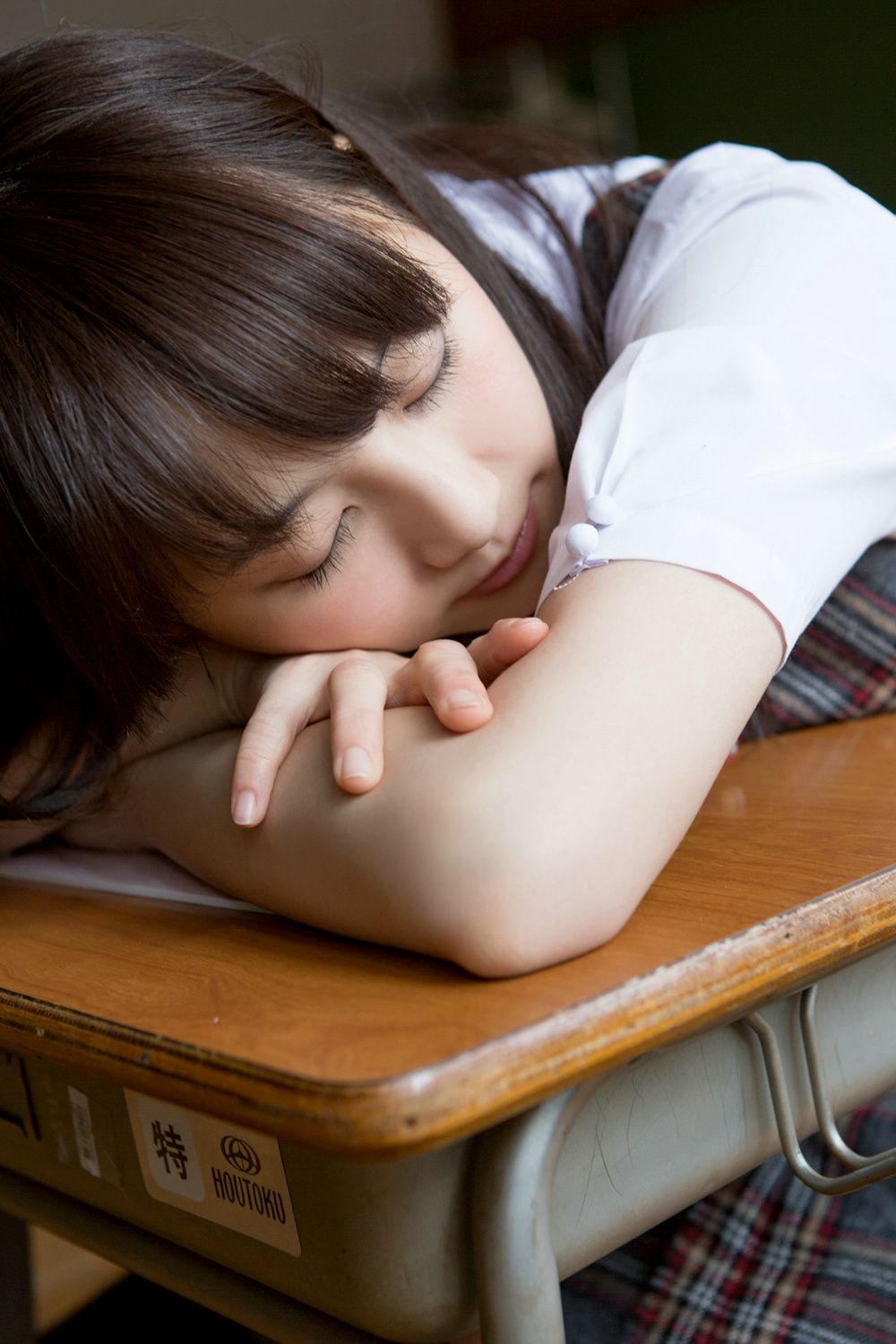 Rena Matsui Page 2 No.b5ab1b