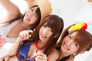 [Bomb.TV] Número de julio de 2011 SUPER ☆ GiRLS