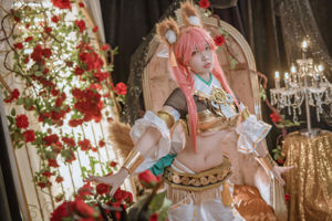 [Cosplay Photo] Popular Coser Nizo Nisa - Tamamo ex Myth Dress