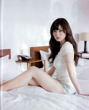 [BUBKA] Mai Shiraishi Manatsu Mukaida Mako Kojima 2014.05 Photographie