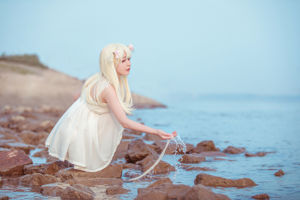 [COS Welfare] Bloger anime Xianyin sic - biała sukienka Illya