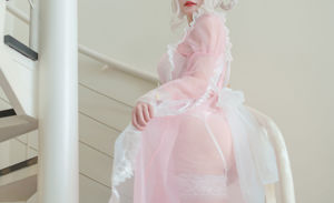 [Net Red COSER] Anime Blogger Ogura Chiyo w - Transparent Pink Maid