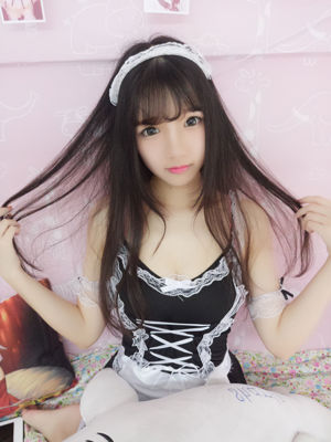 [Cosplay] Il blogger di anime Xueqing Astra - Piccola cameriera