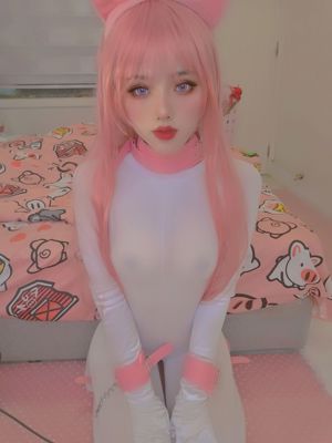 [Net Red COSER Photo] Big Baba in lega di titanio - seta bianca siamese