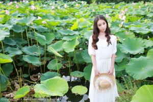 Zixuan Crystal "Small Fresh Outdoor Shoot ~ Outdoor Exposure" [秀人网XiuRen] No.371