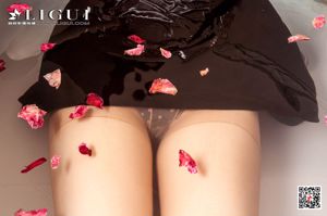 Người mẫu Lulu "Bathtub Love" [丽 柜 Ligui]