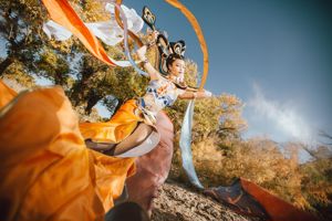 Coser Qi Guer MIKI "Roi de la gloire Yang Yuhuan"