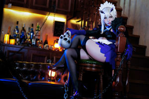 [Foto de Net Red COSER] Mitad y mitad hijo - LancerAlter Maid