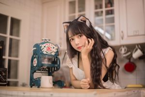 [美女Coser] 黑猫猫OvO 《厨房》