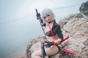 COS beleza Rioko Ryoko "Maiô Preto Sada"