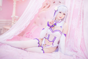 [COS Welfare] Weibo Girl Paper Cream Moon Shimo - เอมิเลีย