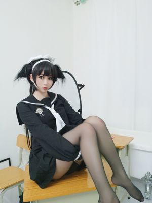 [Beauty Coser] Đó là "Love Rock" của Yichan