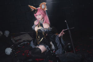 [Foto Cosplay] Anime Blogger Teppanyaki Ghost Dance w - Tamamo Mae Magic