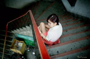 Liao Tingling / Kila Jingjing "Street Shooting Pink Dress Series"